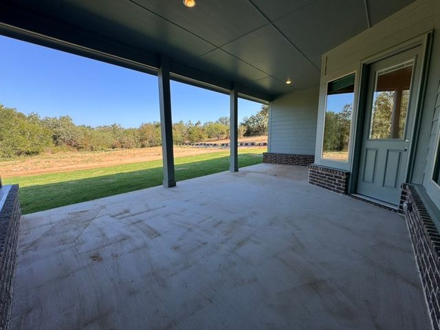 193 Oak Grove Way, Springtown, TX 76082