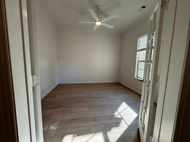 193 Oak Grove Way, Springtown, TX 76082