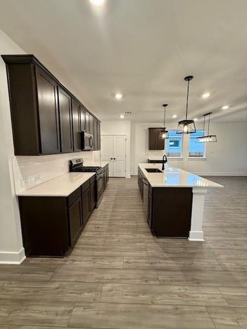 131 Prodigal WAY, Kyle, TX 78640