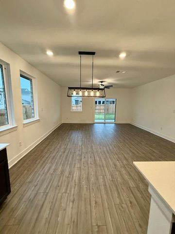 131 Prodigal WAY, Kyle, TX 78640