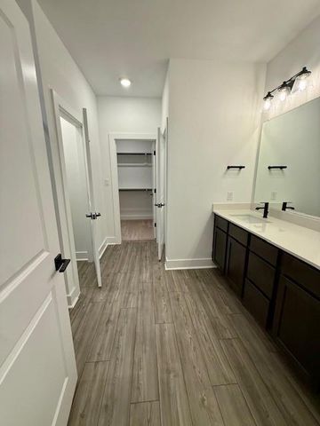 131 Prodigal WAY, Kyle, TX 78640