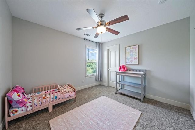 13768 Lookout Drive, Kansas City, MO 64139