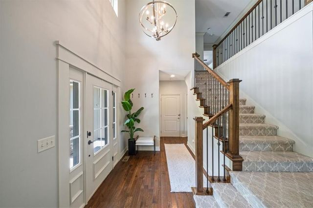 13768 Lookout Drive, Kansas City, MO 64139