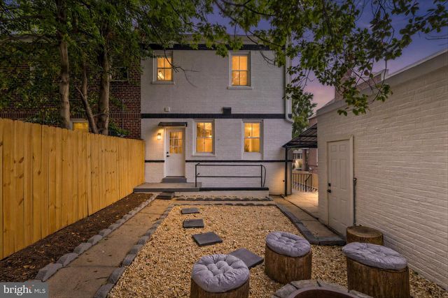 536 ONEIDA PL NW, Washington, DC 20011