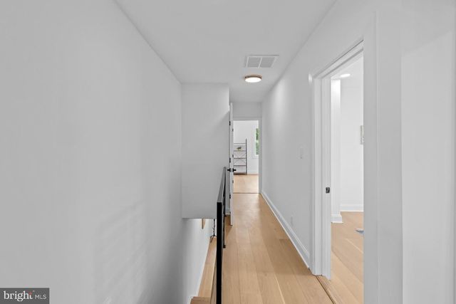 536 ONEIDA PL NW, Washington, DC 20011