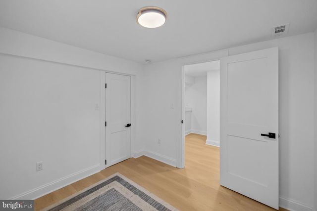 536 ONEIDA PL NW, Washington, DC 20011
