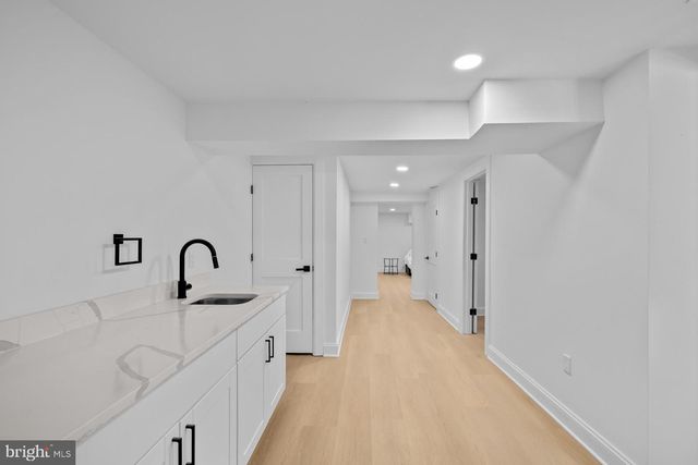 536 ONEIDA PL NW, Washington, DC 20011
