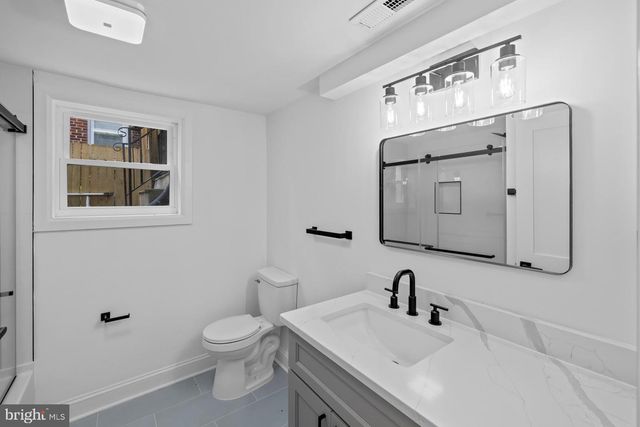 536 ONEIDA PL NW, Washington, DC 20011
