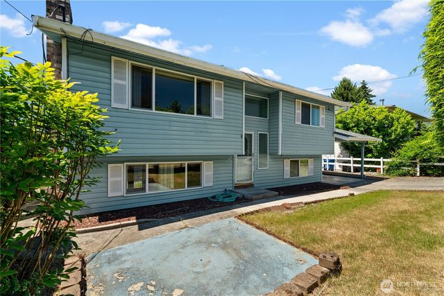 502 Kincaid Avenue, Sumner, WA 98390
