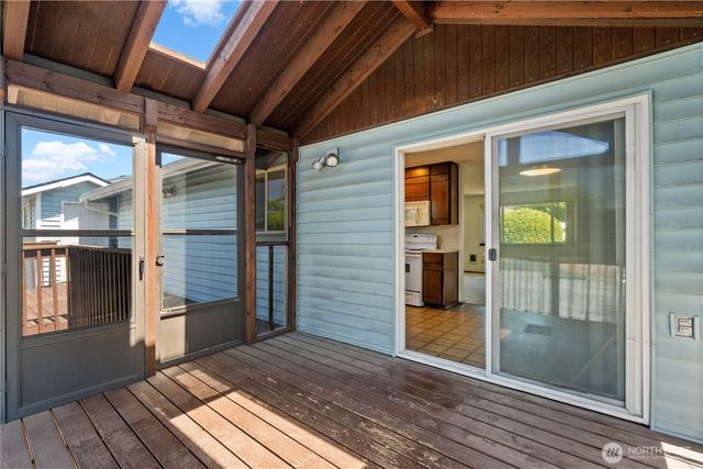 502 Kincaid Avenue, Sumner, WA 98390
