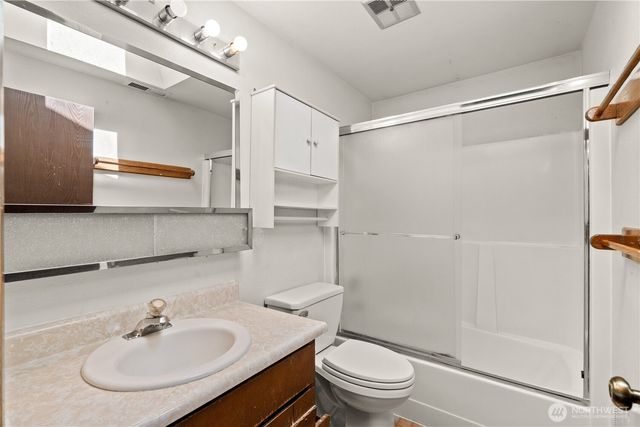 502 Kincaid Avenue, Sumner, WA 98390