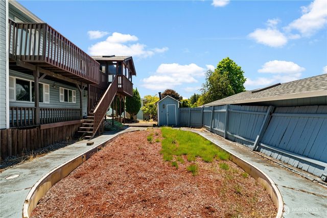 502 Kincaid Avenue, Sumner, WA 98390