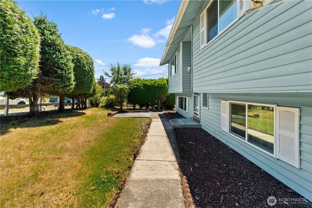 502 Kincaid Avenue, Sumner, WA 98390