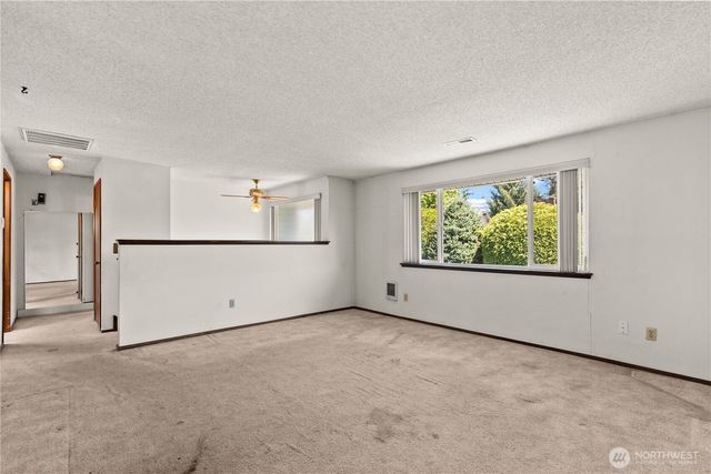 502 Kincaid Avenue, Sumner, WA 98390