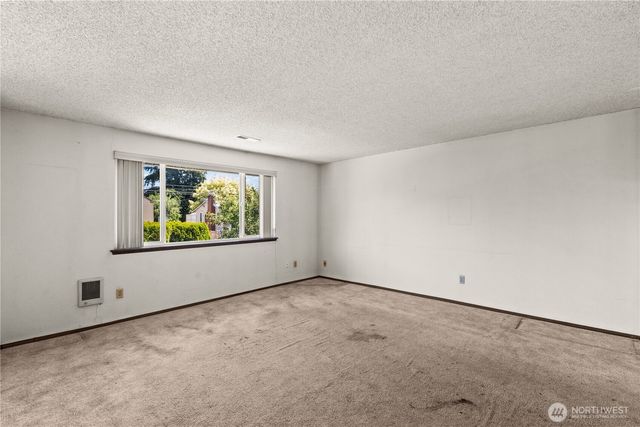 502 Kincaid Avenue, Sumner, WA 98390