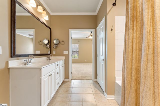 419 Cedar Pines Drive, Greenville, SC 29615