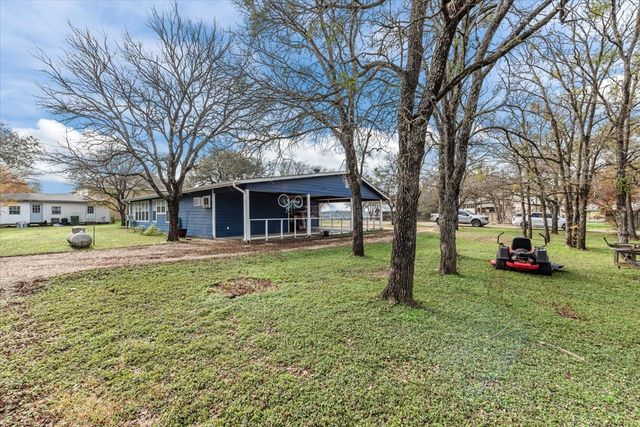 158 County Road 1733, Clifton, TX 76634