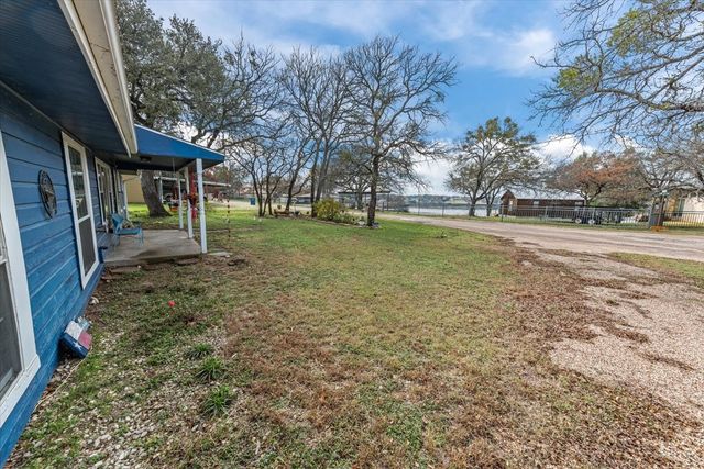 158 County Road 1733, Clifton, TX 76634