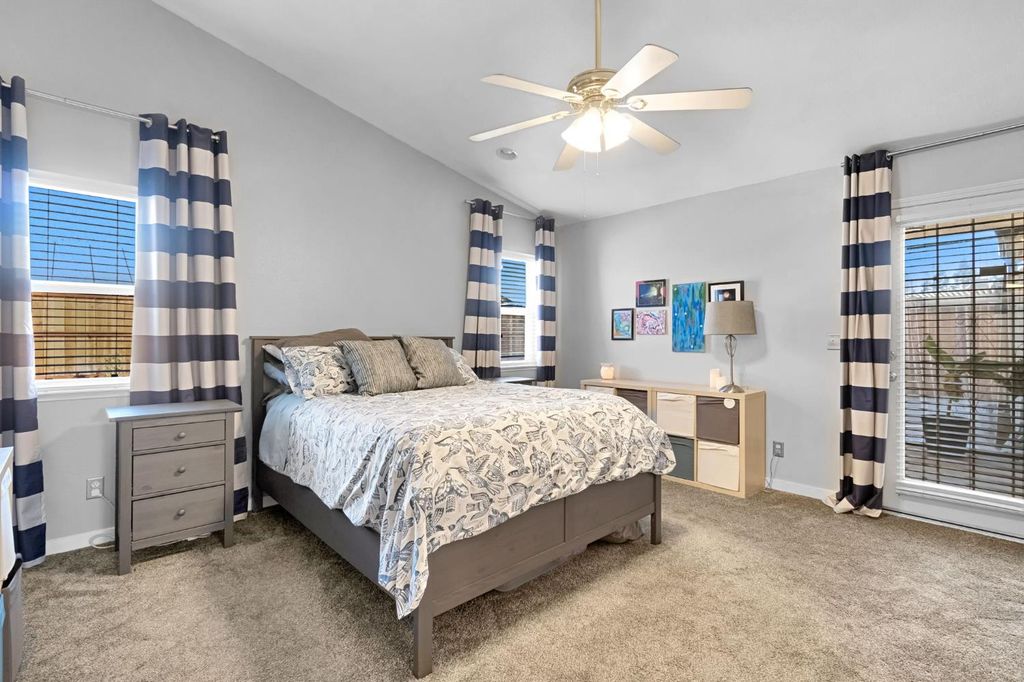 Image 29 of property listing at 2263 Pacific Court, Madera, CA 93637