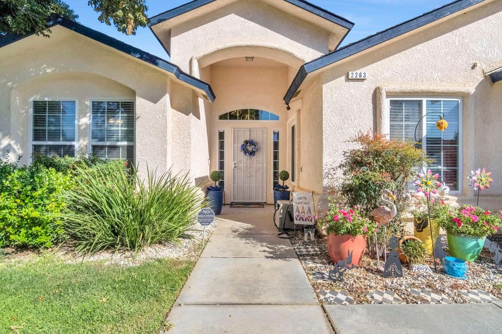 Image 4 of property listing at 2263 Pacific Court, Madera, CA 93637