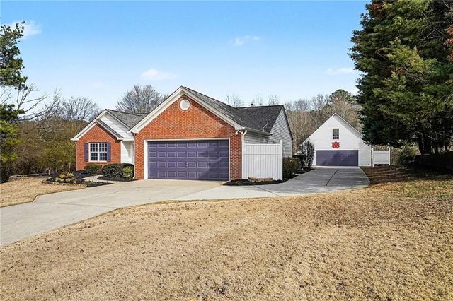 8195 River Hill Commons Drive, Ball Ground, GA 30107