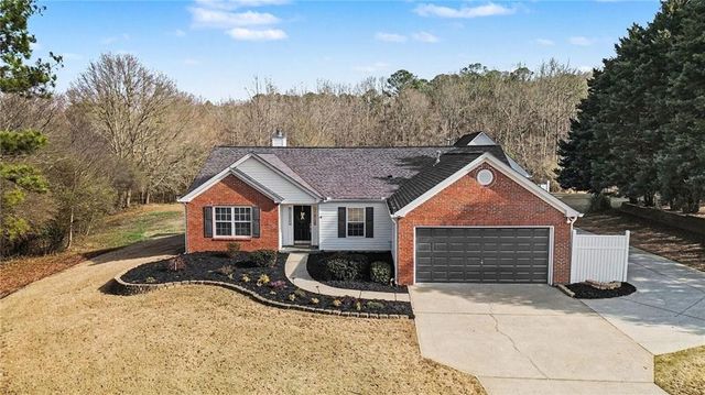 8195 River Hill Commons Drive, Ball Ground, GA 30107