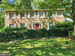 10901 SANTA CLARA DR, Fairfax, VA 22030
