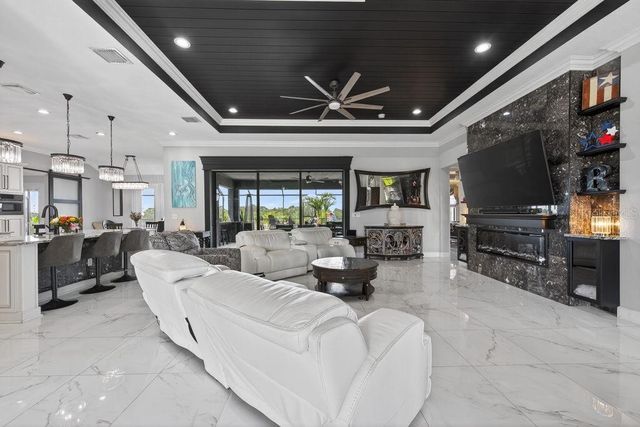 5220 LAKE VENICE DRIVE, Wimauma, FL 33598