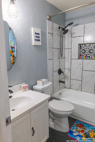 5311 Moreville Farm, San Antonio, TX 78228