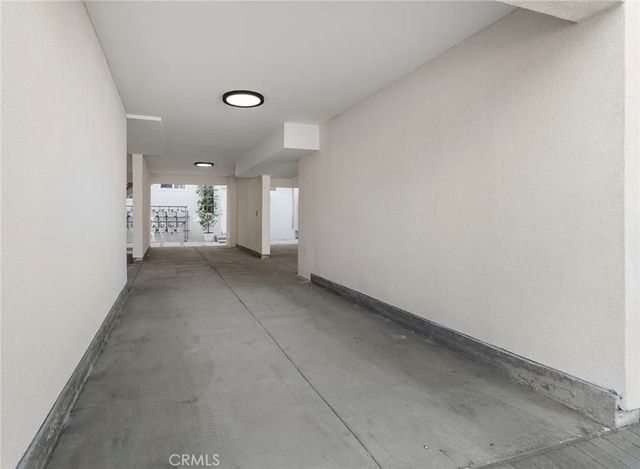 1827 E 4 Street 18, Long Beach, CA 90802