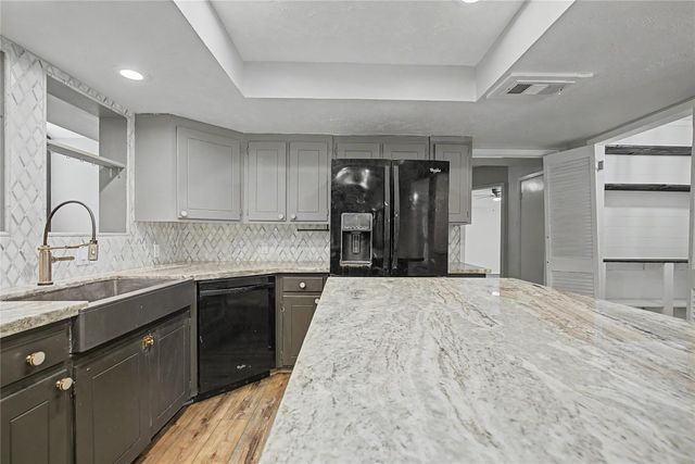 3732 Summer Lane, Huntsville, TX 77340