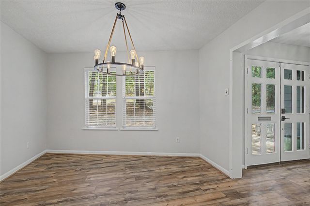 3732 Summer Lane, Huntsville, TX 77340