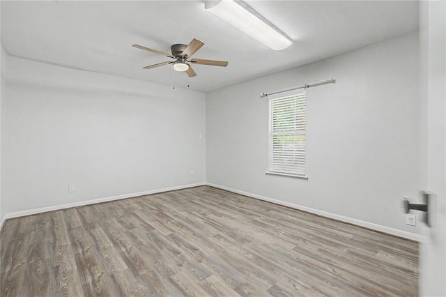 3732 Summer Lane, Huntsville, TX 77340