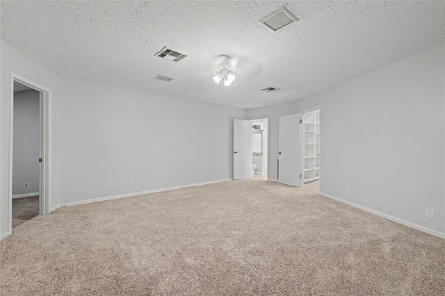 3732 Summer Lane, Huntsville, TX 77340