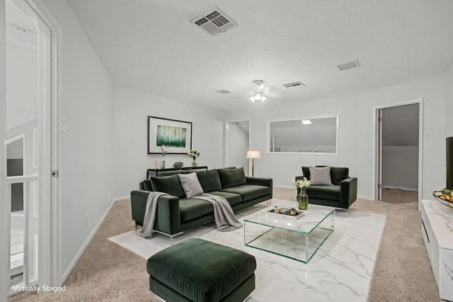 3732 Summer Lane, Huntsville, TX 77340