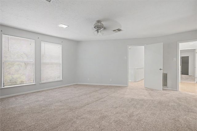 3732 Summer Lane, Huntsville, TX 77340
