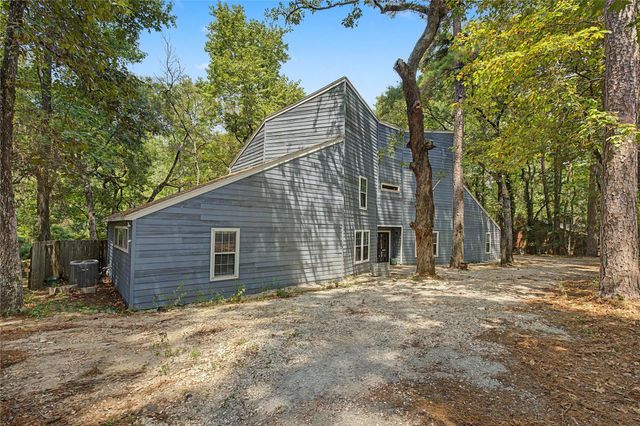 3732 Summer Lane, Huntsville, TX 77340