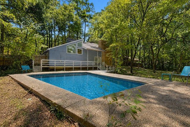 3732 Summer Lane, Huntsville, TX 77340