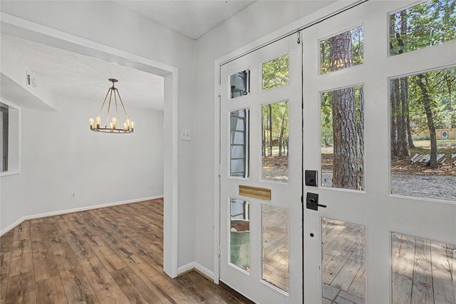 3732 Summer Lane, Huntsville, TX 77340