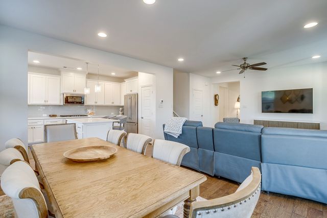 109 Crossroads Circle, Westworth Village, TX 76114