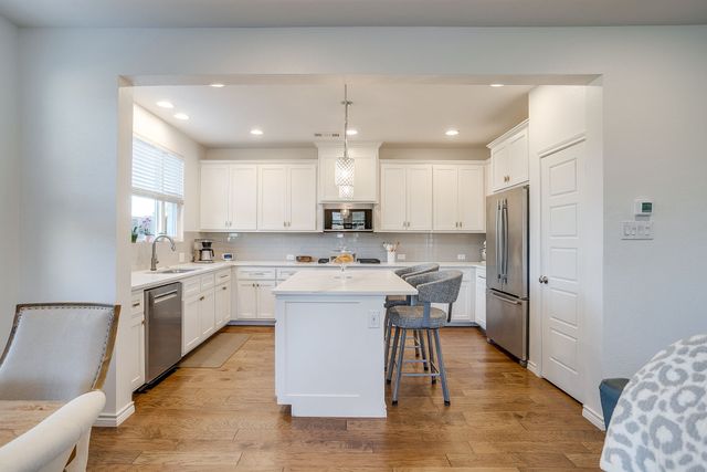 109 Crossroads Circle, Westworth Village, TX 76114