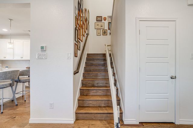 109 Crossroads Circle, Westworth Village, TX 76114