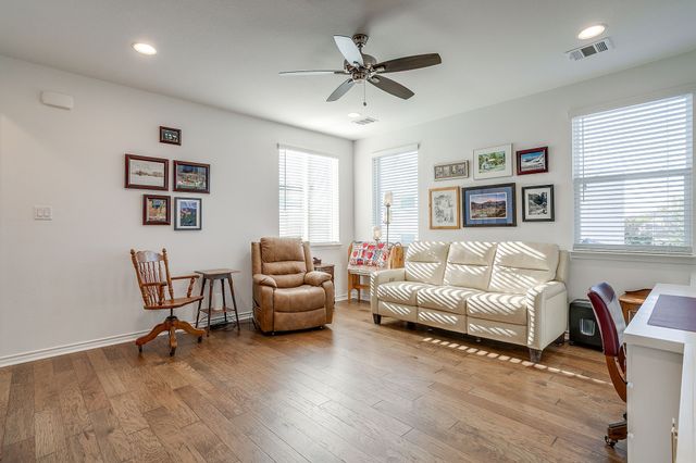 109 Crossroads Circle, Westworth Village, TX 76114