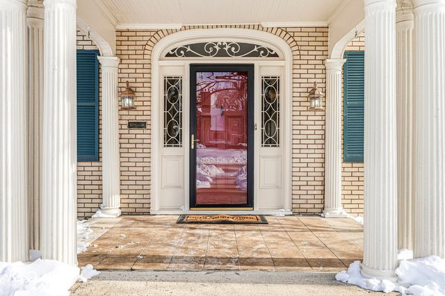 5365 N Washington Boulevard, Indianapolis, IN 46220