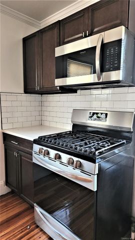 290 Roberts Avenue, Yonkers, NY 10703