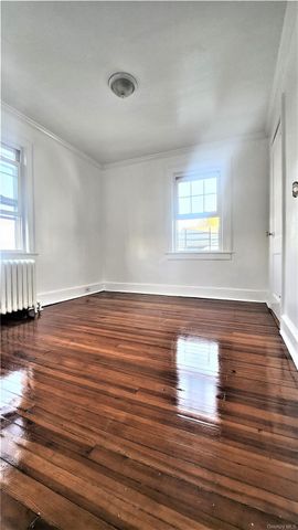 290 Roberts Avenue, Yonkers, NY 10703