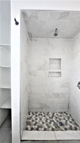 290 Roberts Avenue, Yonkers, NY 10703