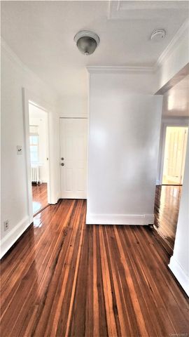 290 Roberts Avenue, Yonkers, NY 10703