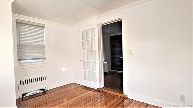 290 Roberts Avenue, Yonkers, NY 10703