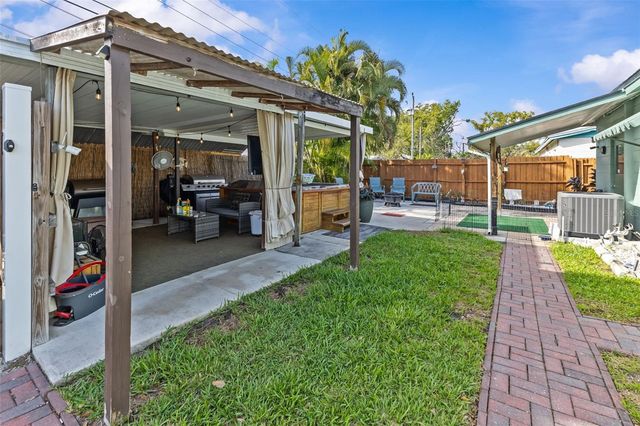 8290 52ND WAY N, Pinellas Park, FL 33781